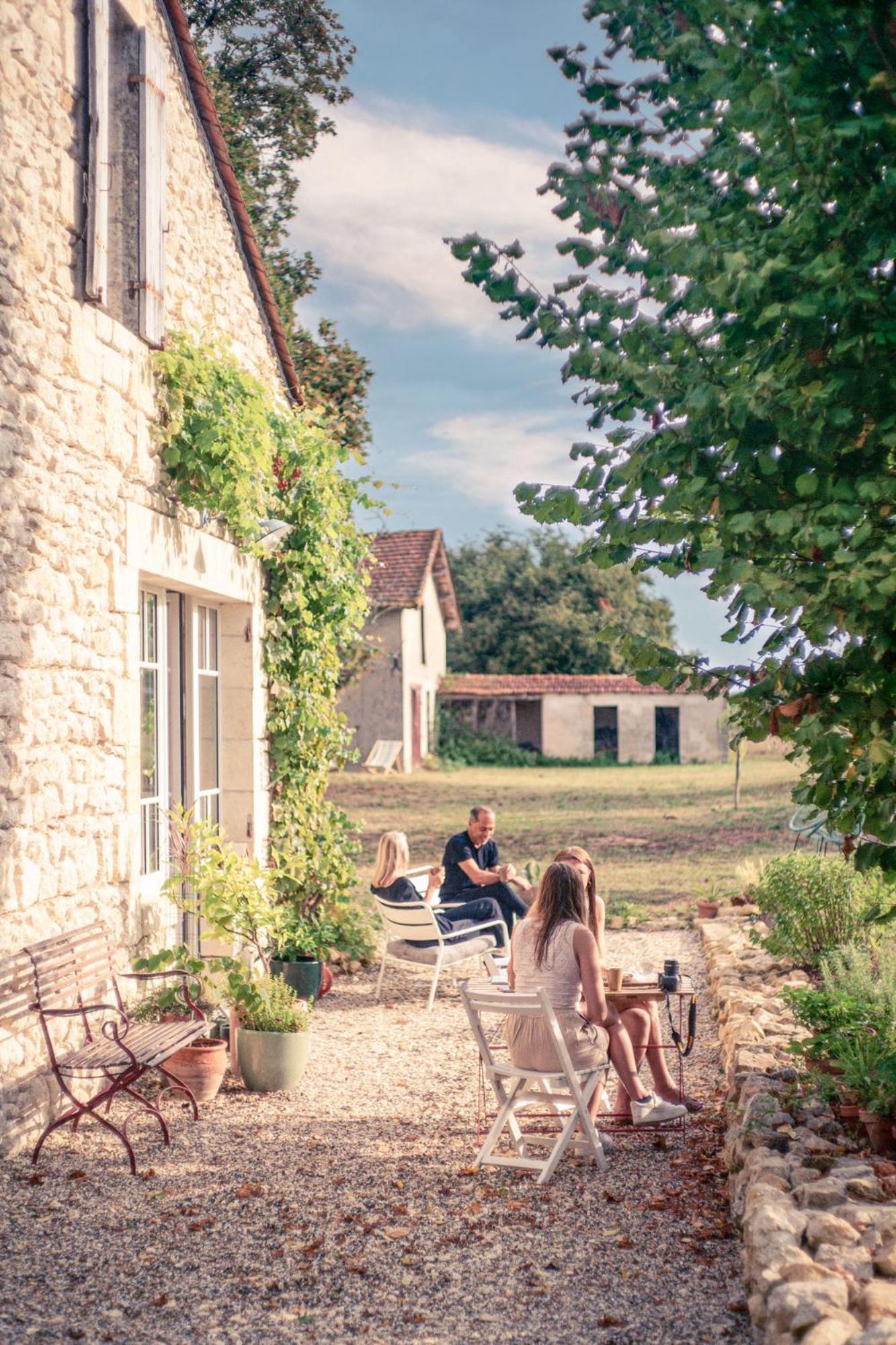 Bed and Breakfast La Nuit & Le Jour Vertheuil-en-Médoc Exterior foto
